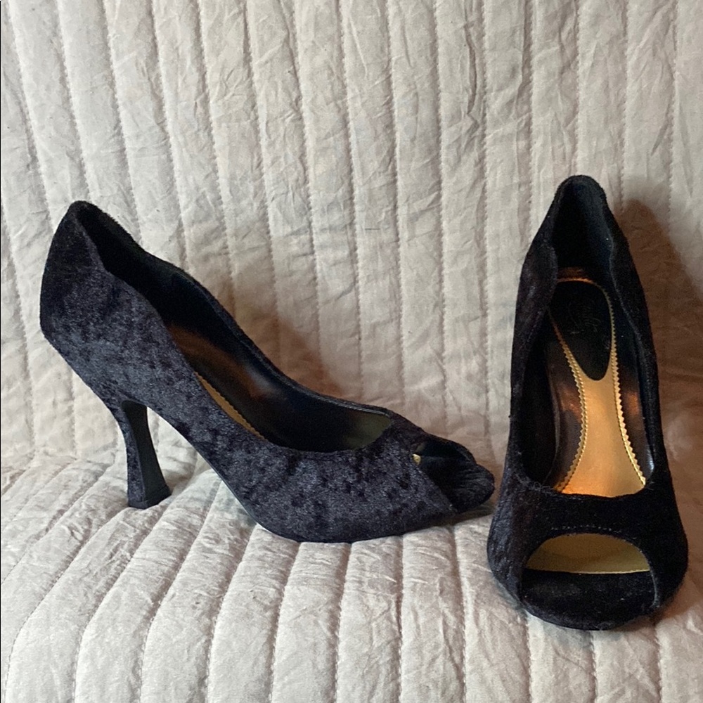 Elegant Black Velvet Peep-Toe Heels